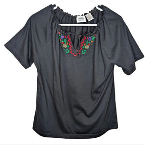 Vintage Jason Maxwell Black Ruffle Floral Embroidered Neck Line T Shirt Medium